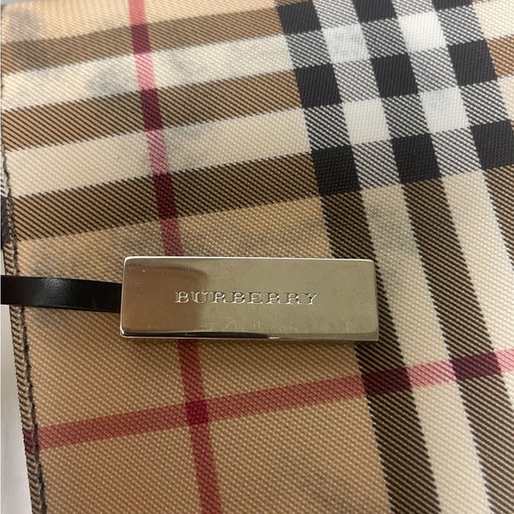 Authentic BURBERRY nova check small tote made in italy - Picture 7 of 16